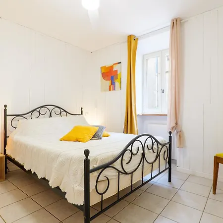 Casa de Férias Du Mas St Esprit Avec Piscine Largentière