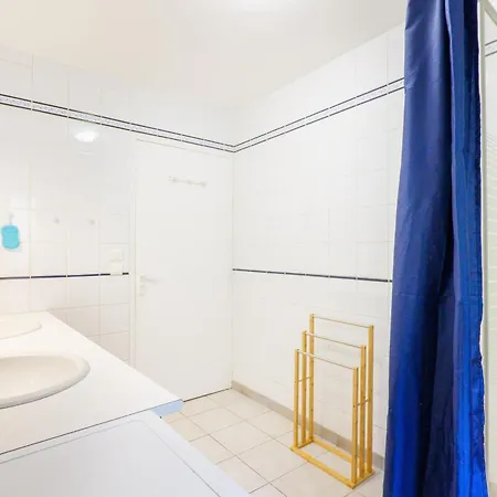 Du Mas St Esprit Avec Piscine Dom wakacyjny *
