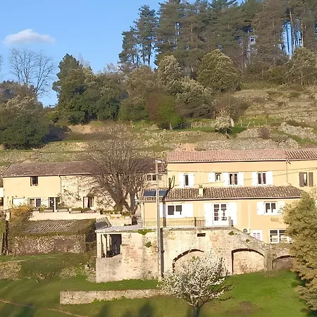Du Mas St Esprit Avec Piscine Casa de Férias *