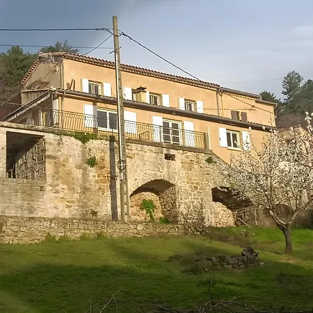Dom wakacyjny Du Mas St Esprit Avec Piscine Largentière